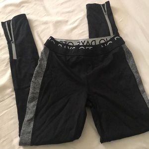 Forever 21 “No Days Off” Workout Leggings